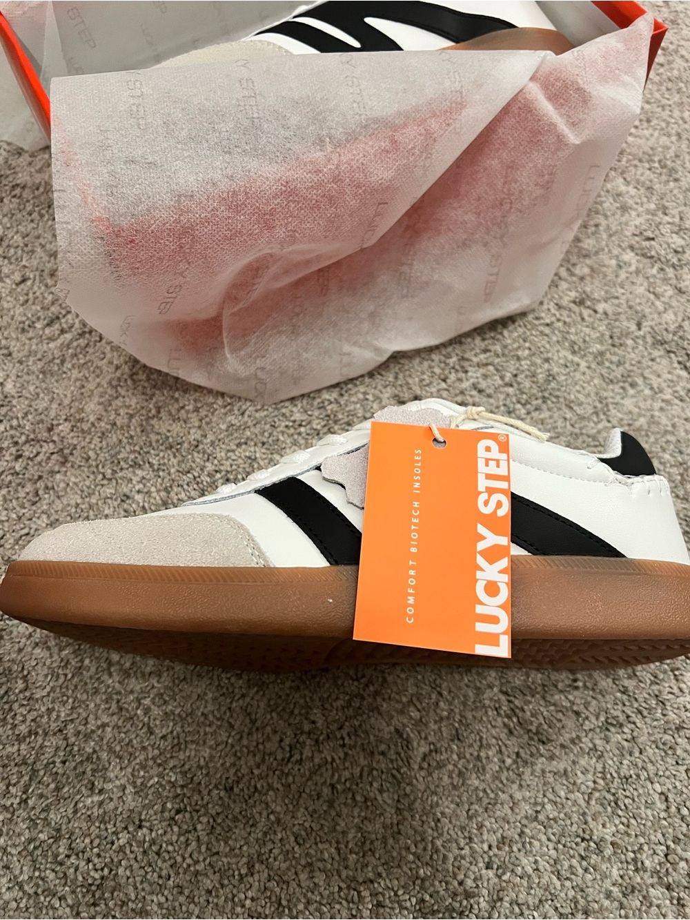 Lucky Step Retro White Sneakers with Black Side Accents Sports, Athleisure 8 - Picture 4 of 8